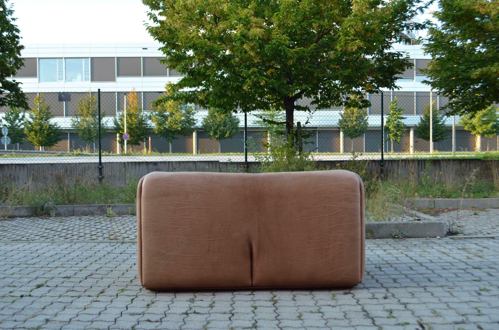 photo vintage De Sede Ds 47 Loveseat Neck Leather Sofa Brown