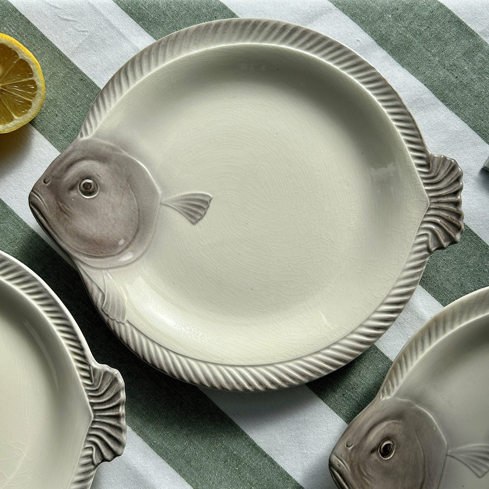 Set Of 4 Large Vintage Waechtersbach Germany Fish Shaped Dinner Plates | Collectible Flat Fish Design Serving Dishes | Vintage Tableware photo 90.0