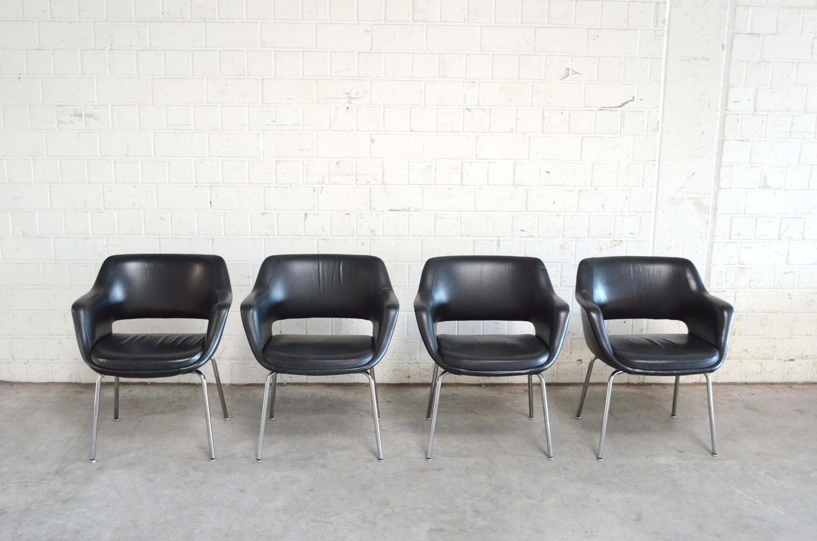 Olli Mannermaa Set Of 4 Leather Kilta Chair By Eugen Schmidt & Cassina Martela photo for sale
