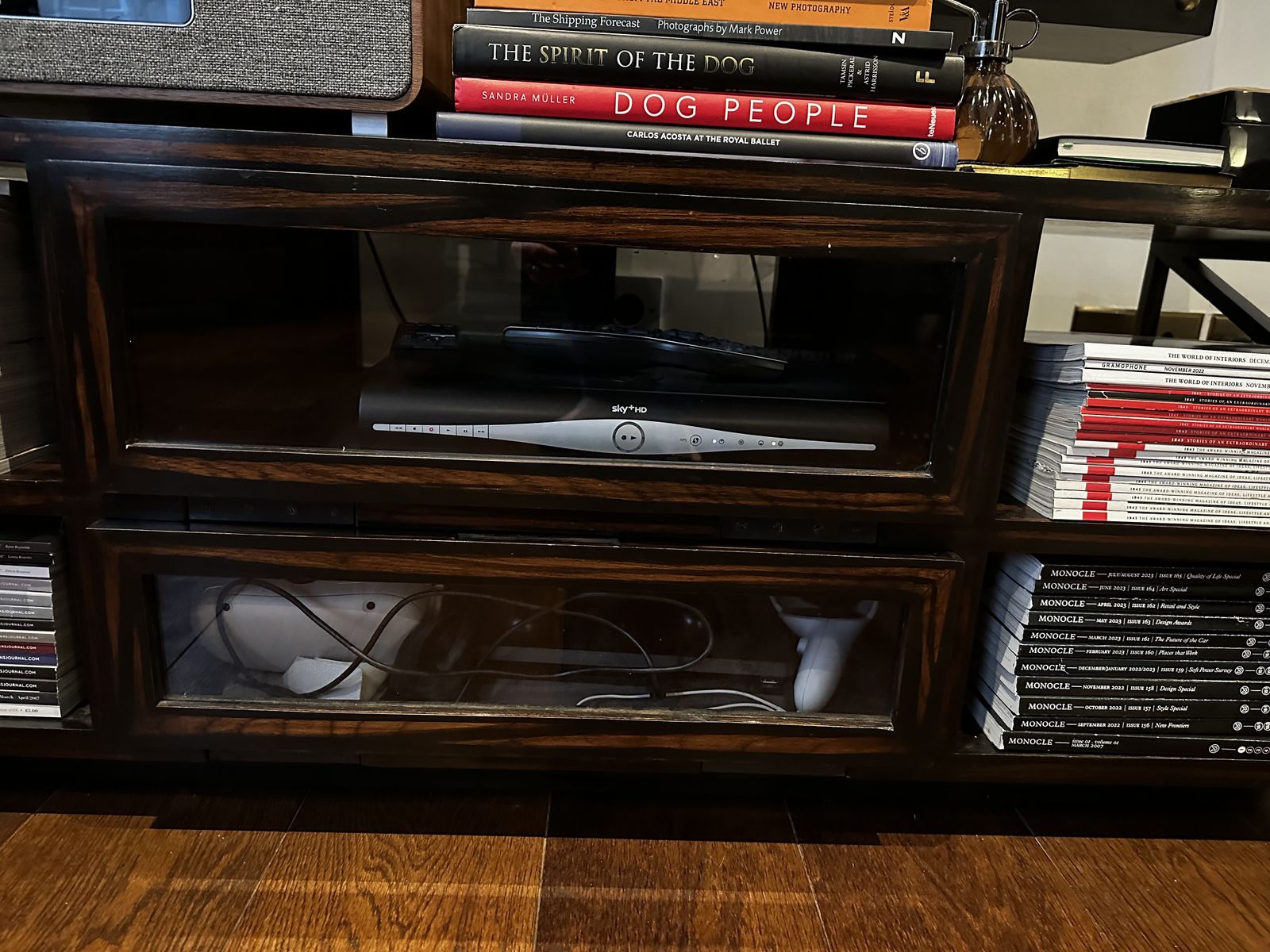 Teak Tv Easel Made By Mufti Of Notting Hill photo Furniture