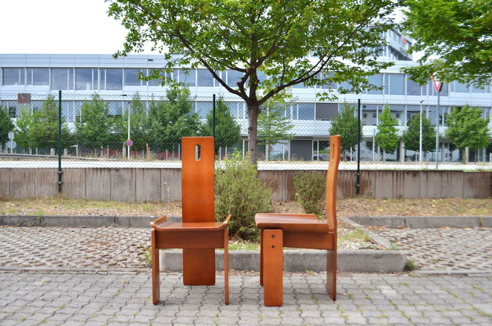 Edoardo Landi Model Diago Brutalist Tripod Purist Dining Chair Nikol photo buy