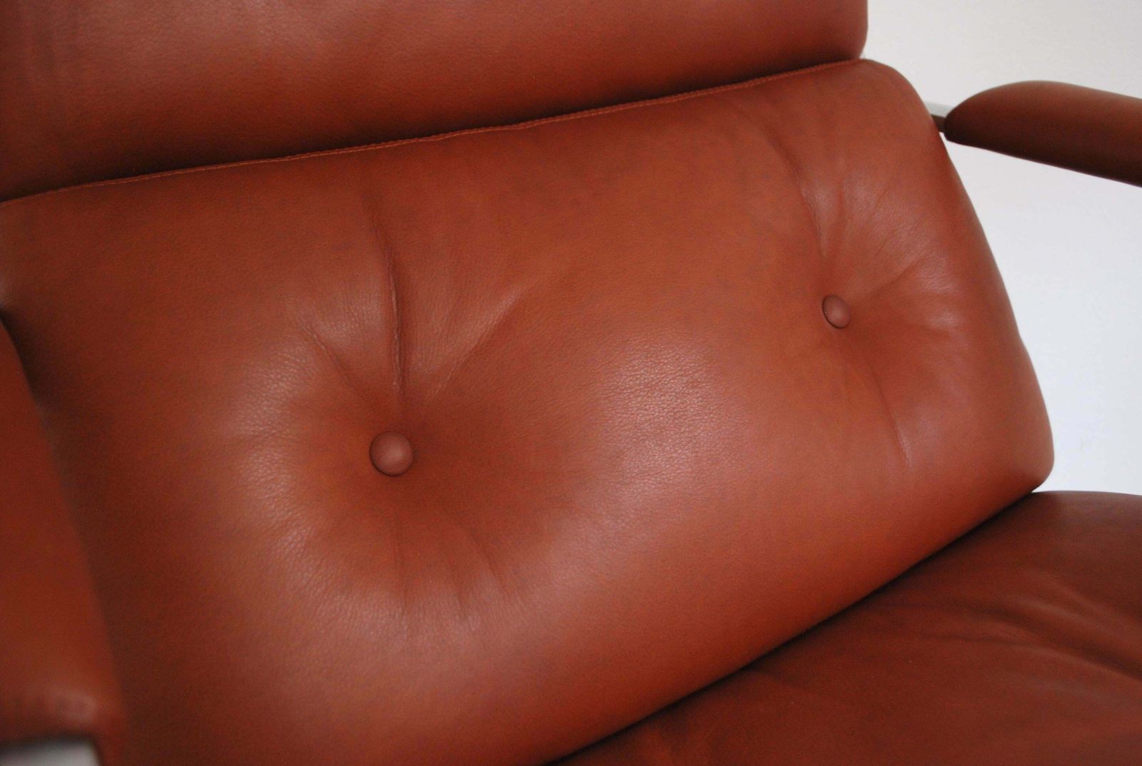 Kill International Fk 85 Lounge Chair Red Cognac By Kastholm & Fabricius photo 9551.0