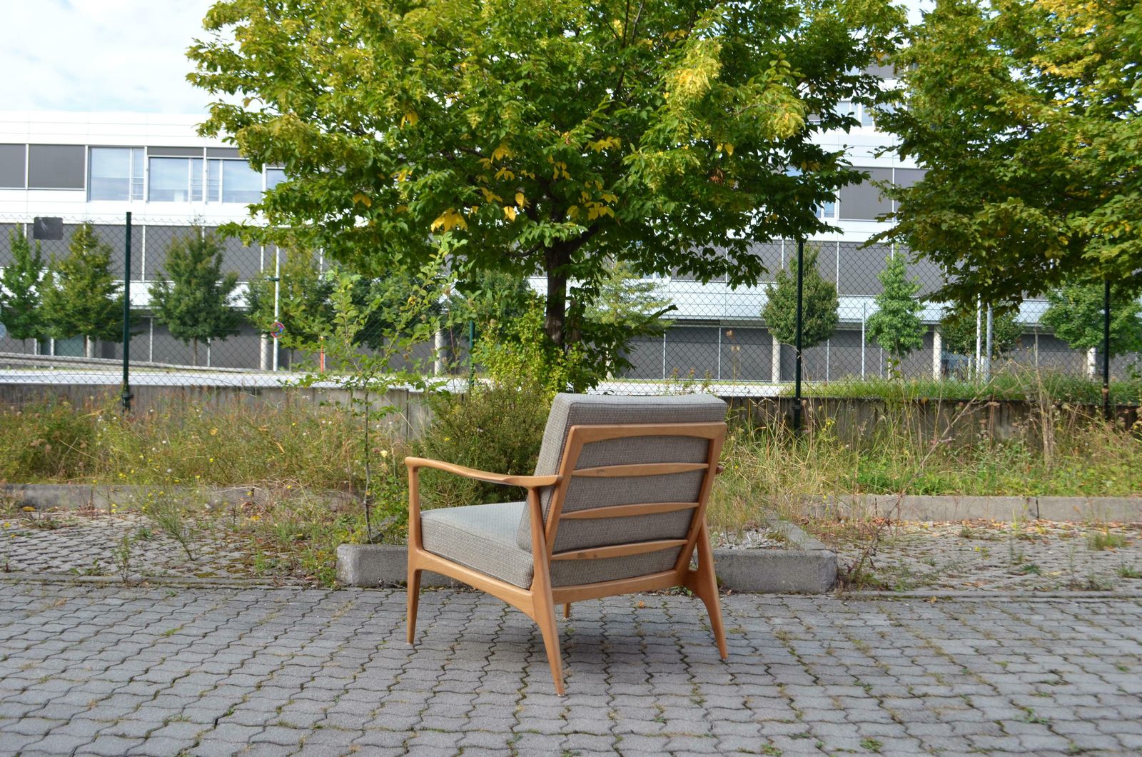 photo vinterior Wilhelm Knoll Antimott Walnut Mid Century Armchair Grey Wool