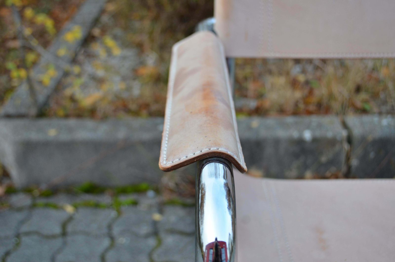 Matteo Grassi Cantilever Mg Skin Coloured Leather Chair By Centro Studi photo vinterior