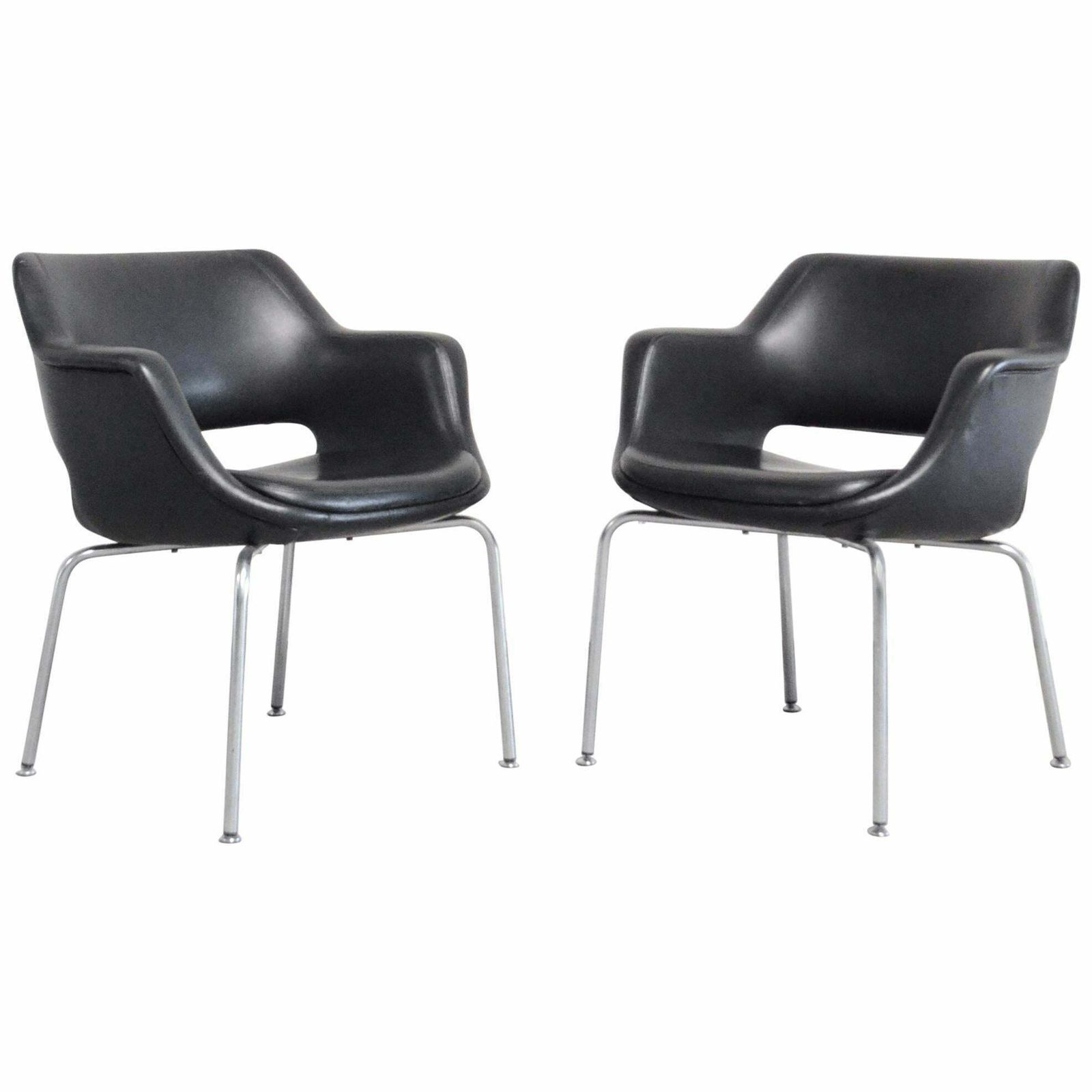 Olli Mannermaa Pair Of Leather Kilta Chair By Eugen Schmidt & Cassina Martela