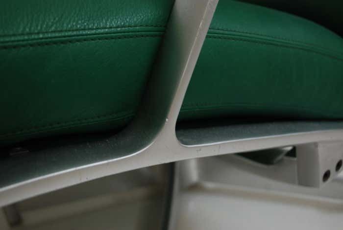 photo buy Kill International Fk 85 Lounge Chair Green By Kastholm & Fabricius Kelly Green