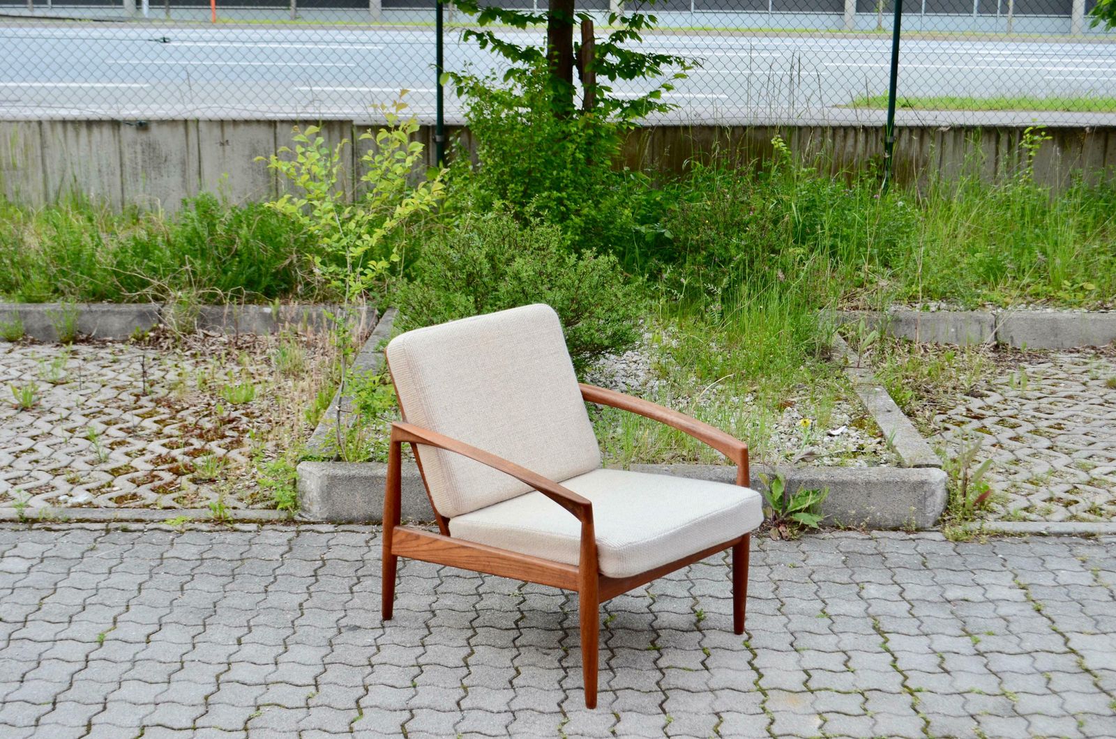 photo furniture Kai Kristiansen Paper Knife Teak Easy Chair For Magnus Olesen Set Of 2