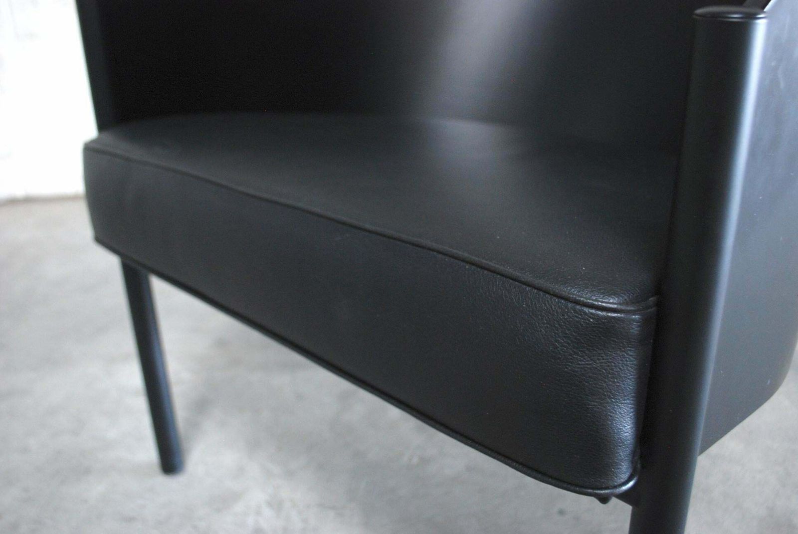 Philippe Starck Black Chair Armchair Driade Aleph Model Pratfall photo vintage