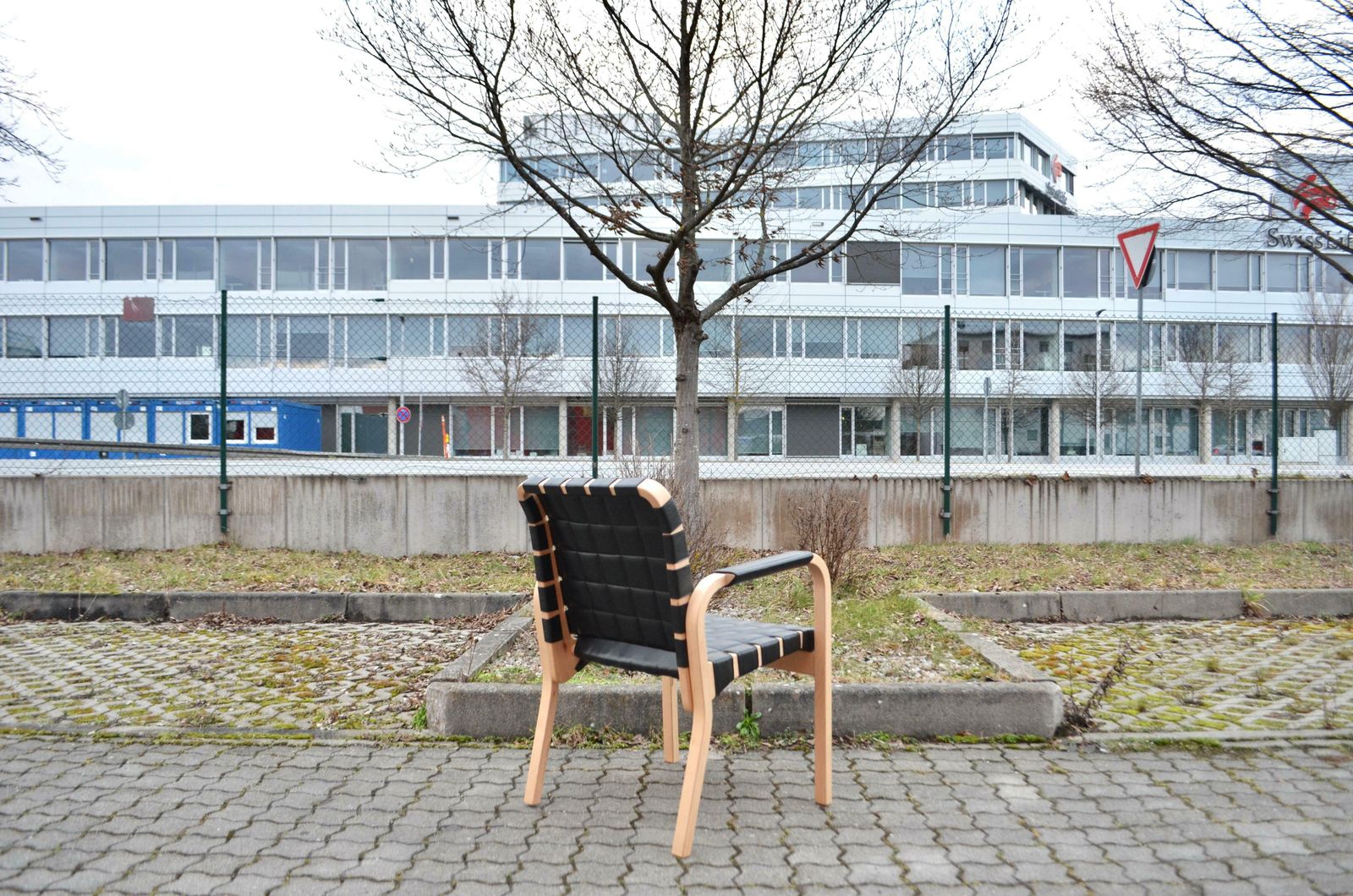 Alvar Aalto For Artek Model 45 Armchair Chair Black Leather 1 Of 6 photo 3176.0