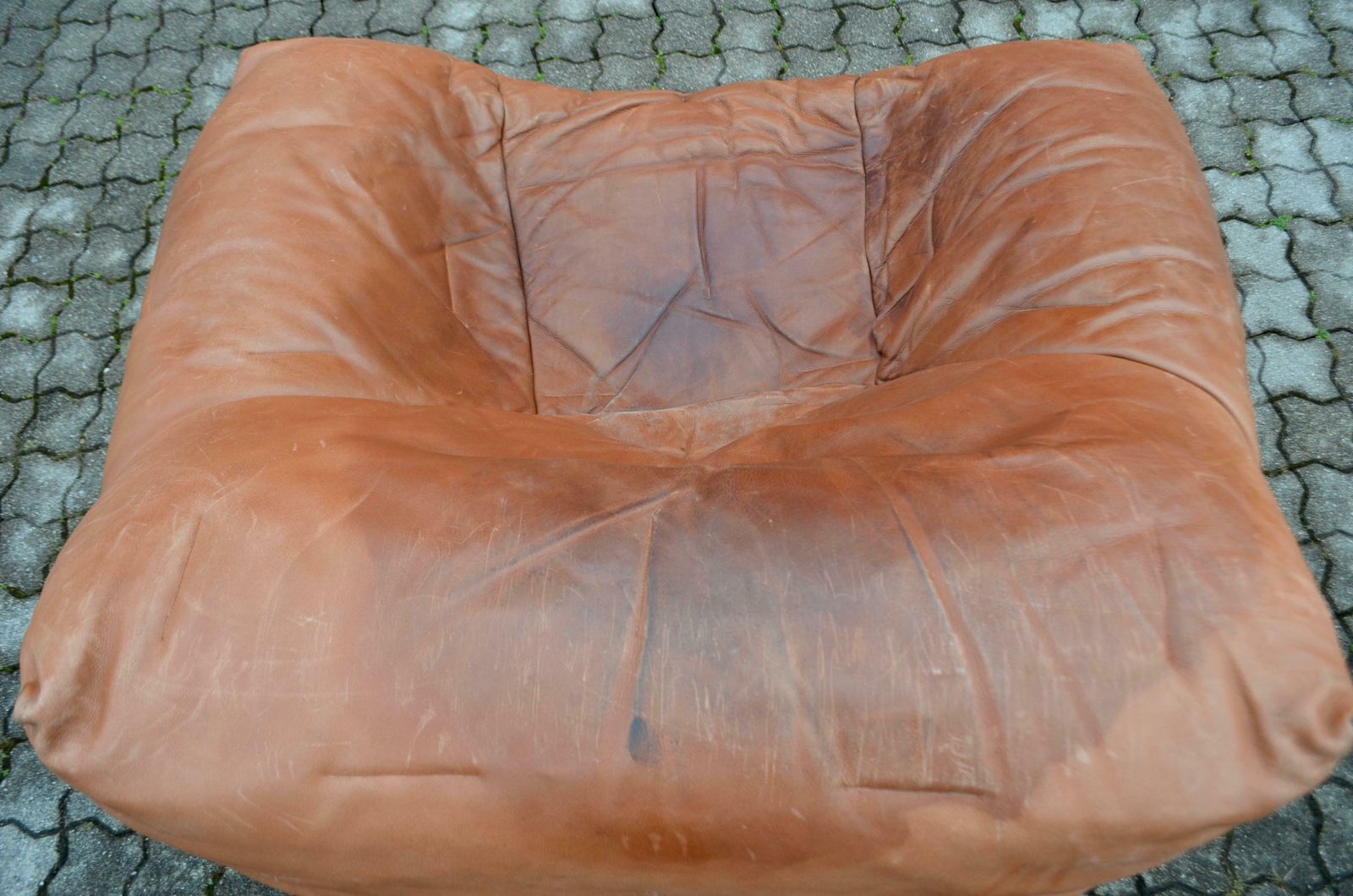 photo buy Roche Bobois Hans Hopfer Vintage Informel Cognac Aniline Leather Lounge Chair