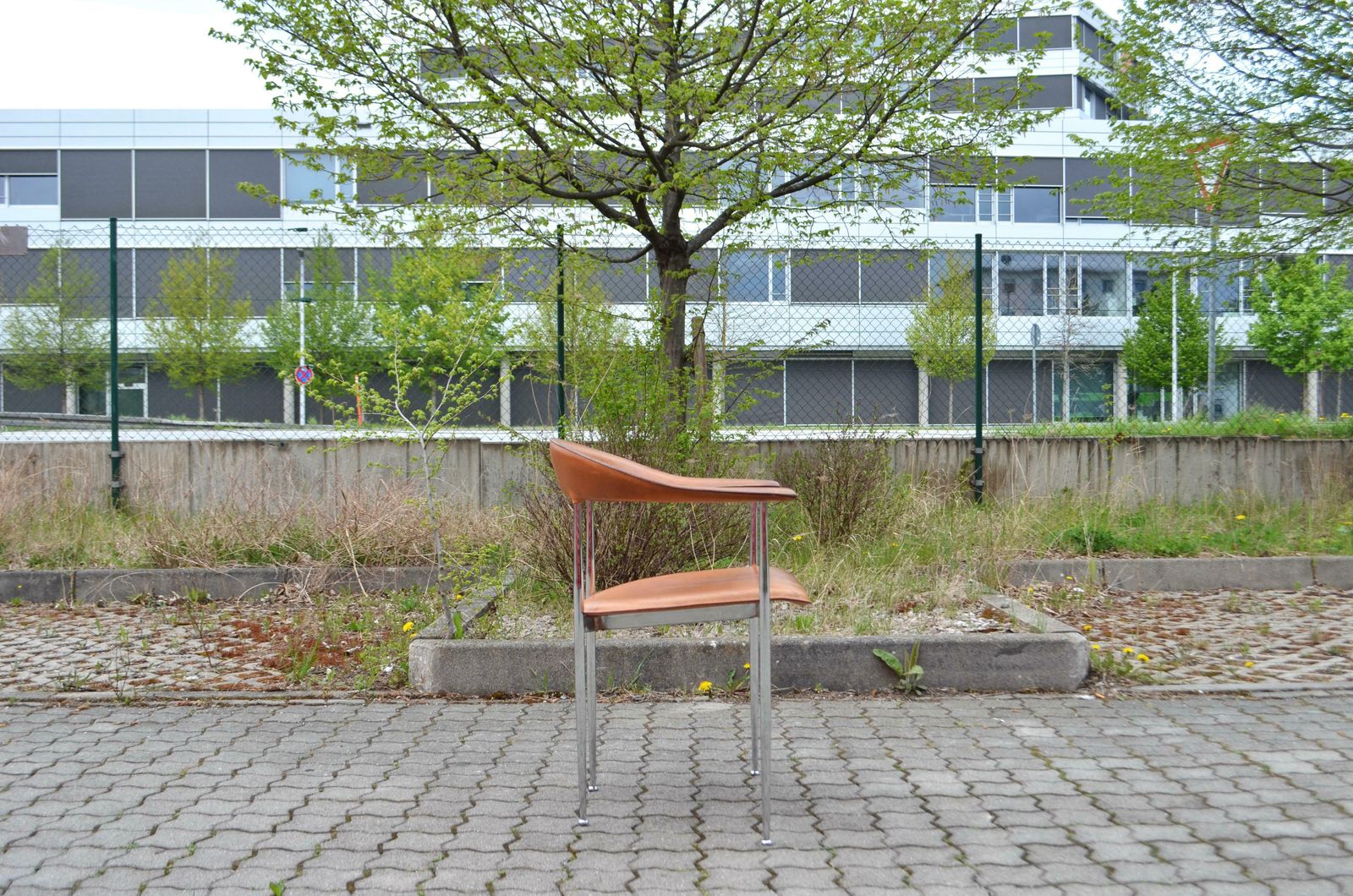 photo furniture Fasem Vintage Cognac Vegetal Leather Chair P40 By Vegni & Gualtierotti