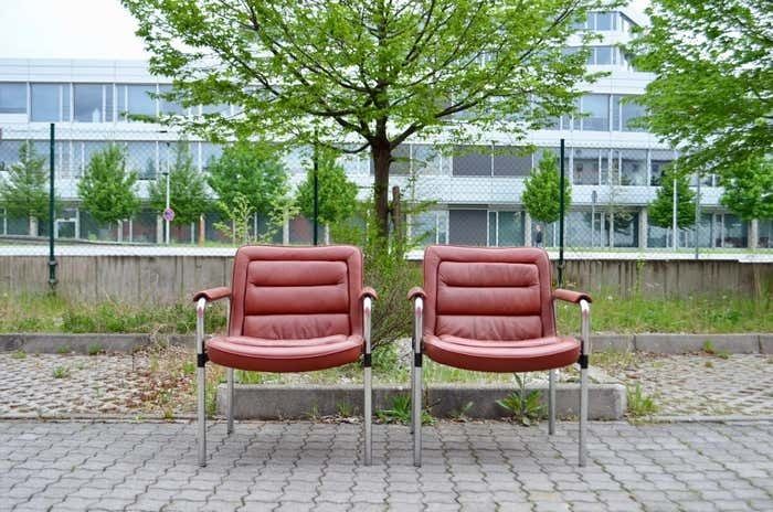 Jorgen Kastholm Red Leather Armchair Chair Modell 8400 For Kusch + Co Set Of 2 photo for sale
