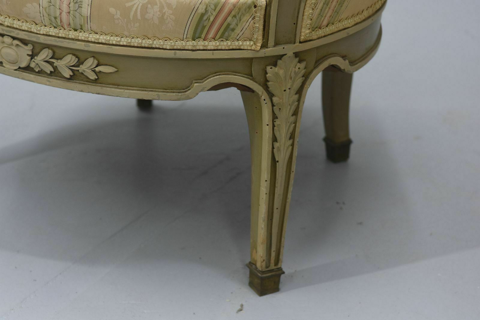 Louis XVI Style Lacquered Armchairs Late 19th Century (Pair) photo vinterior
