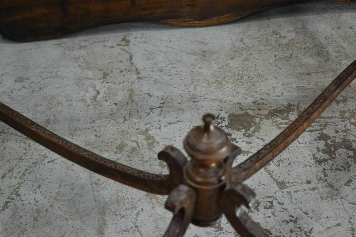 Indochinese Dining Room Table, In Rosewood With Bat Decoration photo buy