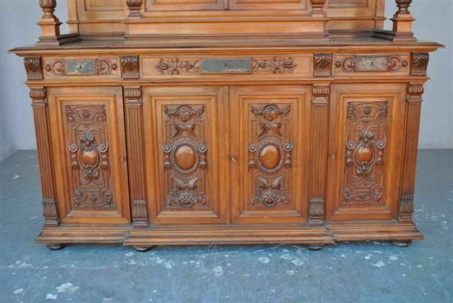 10259.0 Two Body Chest Of Drawers In Walnut, Renaissance Style, Late 19th Century photo
