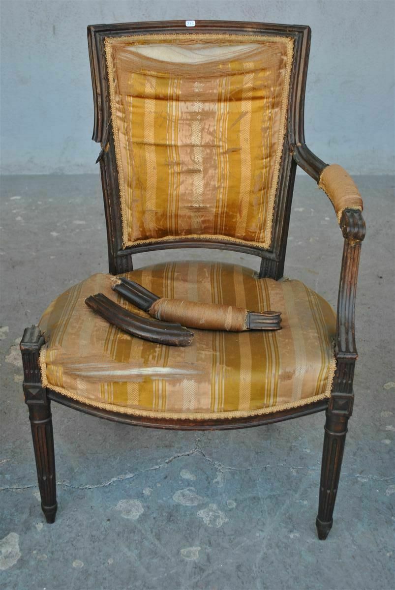 18th Century Louis XVI Style Armchairs To Restore (Set Of 3) photo vinterior