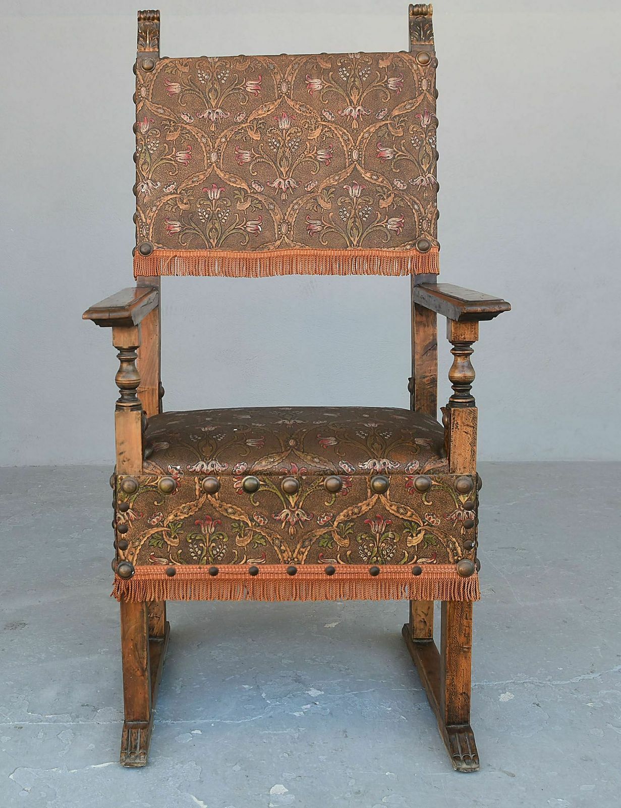 Renaissance Walnut And Leather Style Lounge In Cordoba photo 2377.0