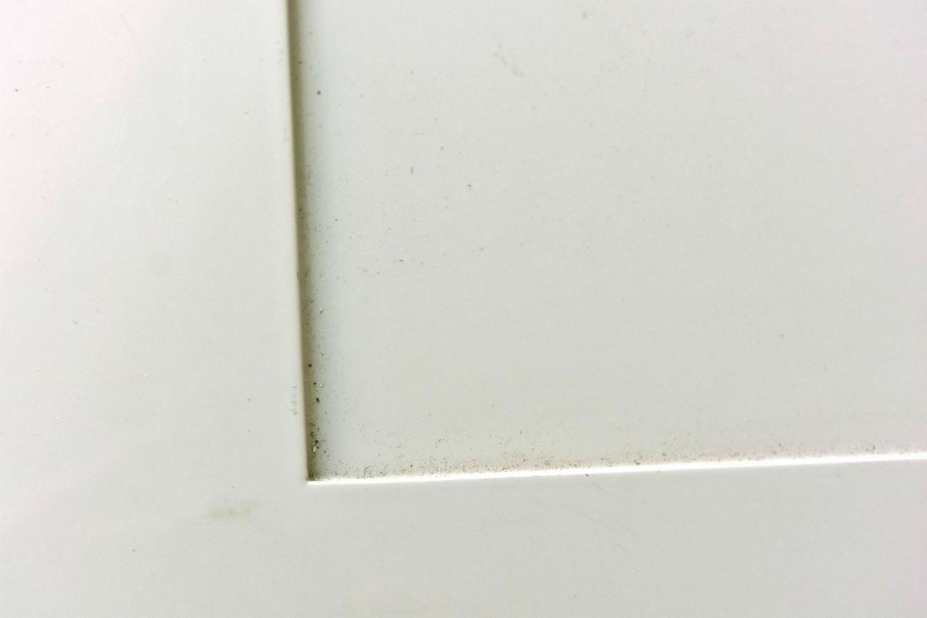 photo vintage Luxury Shop Shop Lacquered Cross Cream Cream
