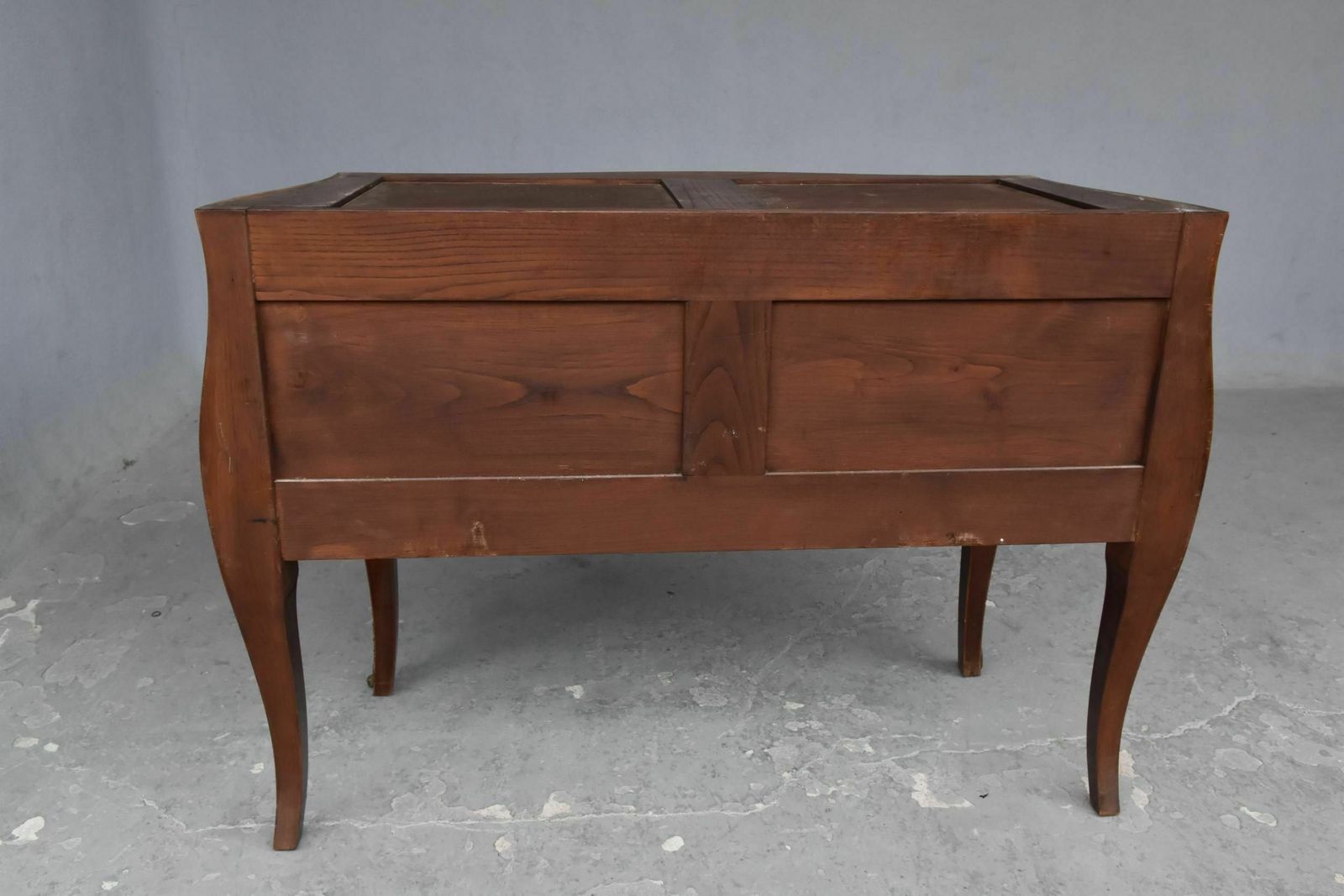 photo furniture Louis XV Saute Chest Of Drawers, 19th Century Rosewood