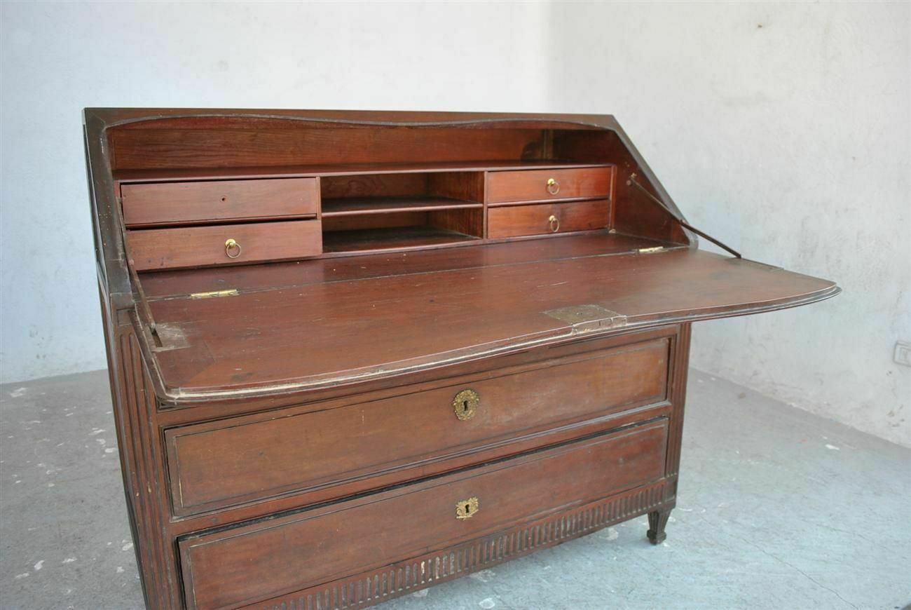 18th Century Sloping Desk In Mahogany And Bronze photo Furniture