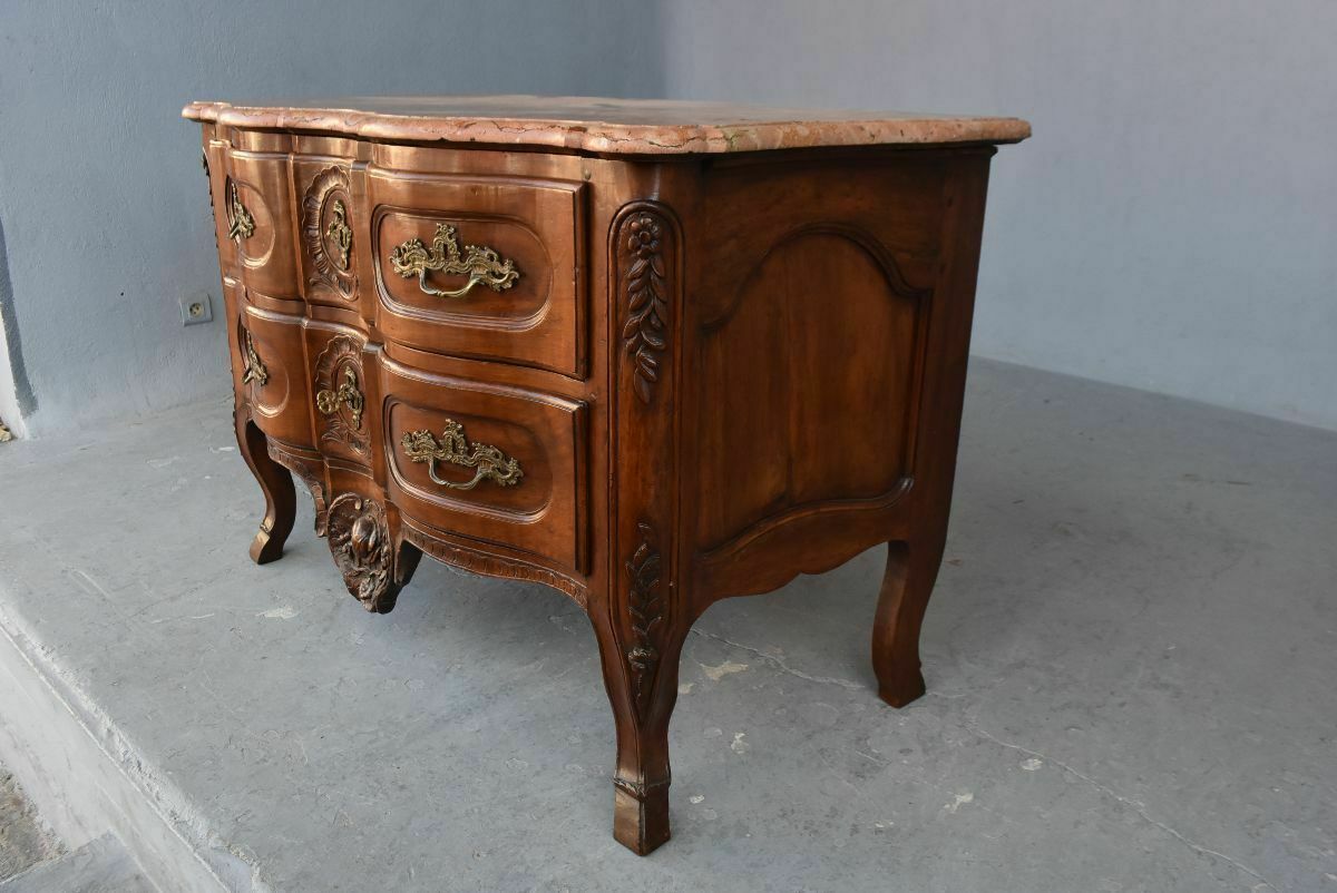 Crossbow Shaped Walnut Jumping Chest Of Drawers, 18th Century photo furniture