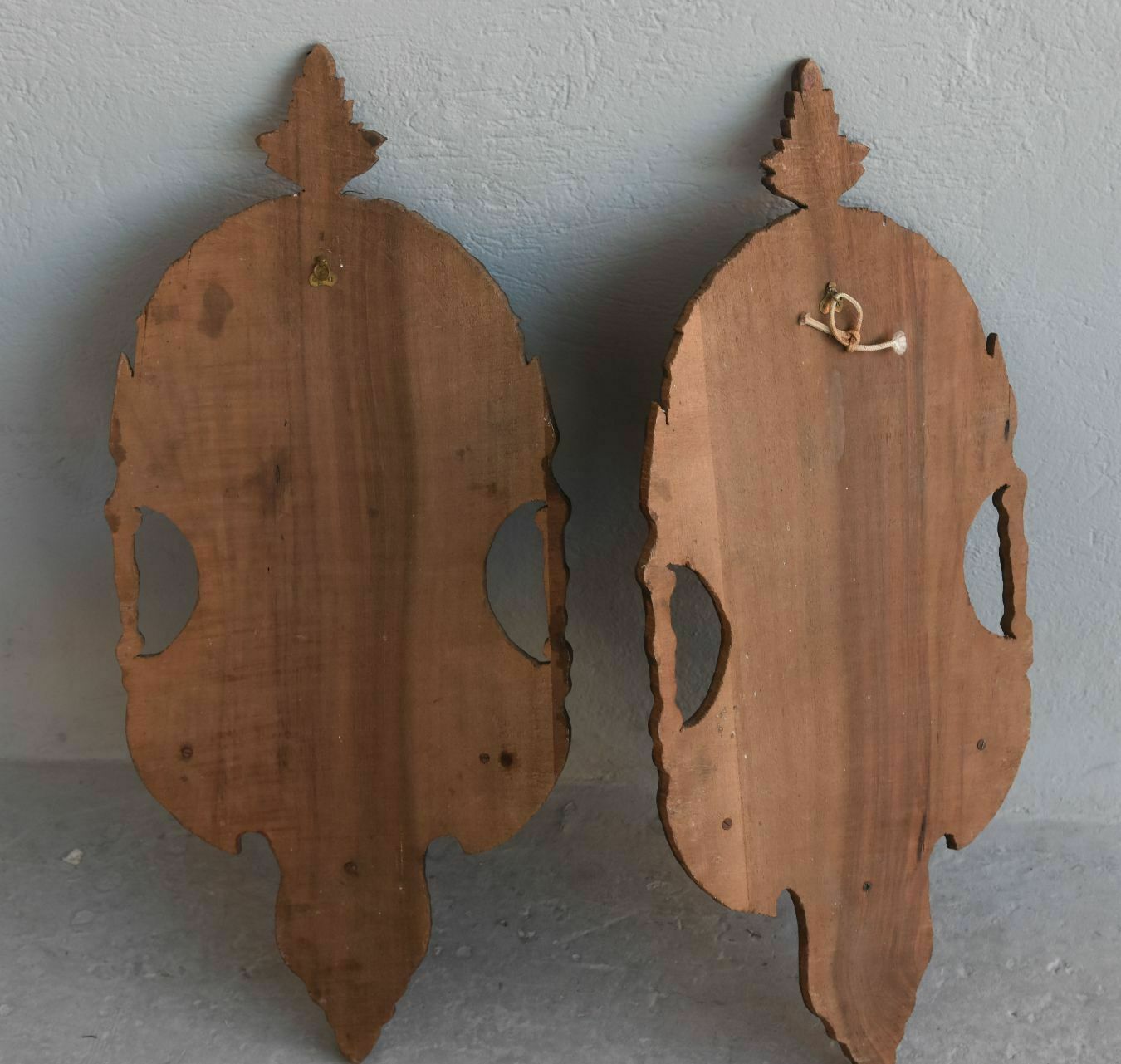 photo vintage Oriental Wooden Shelves Early 20th Century (Pair)
