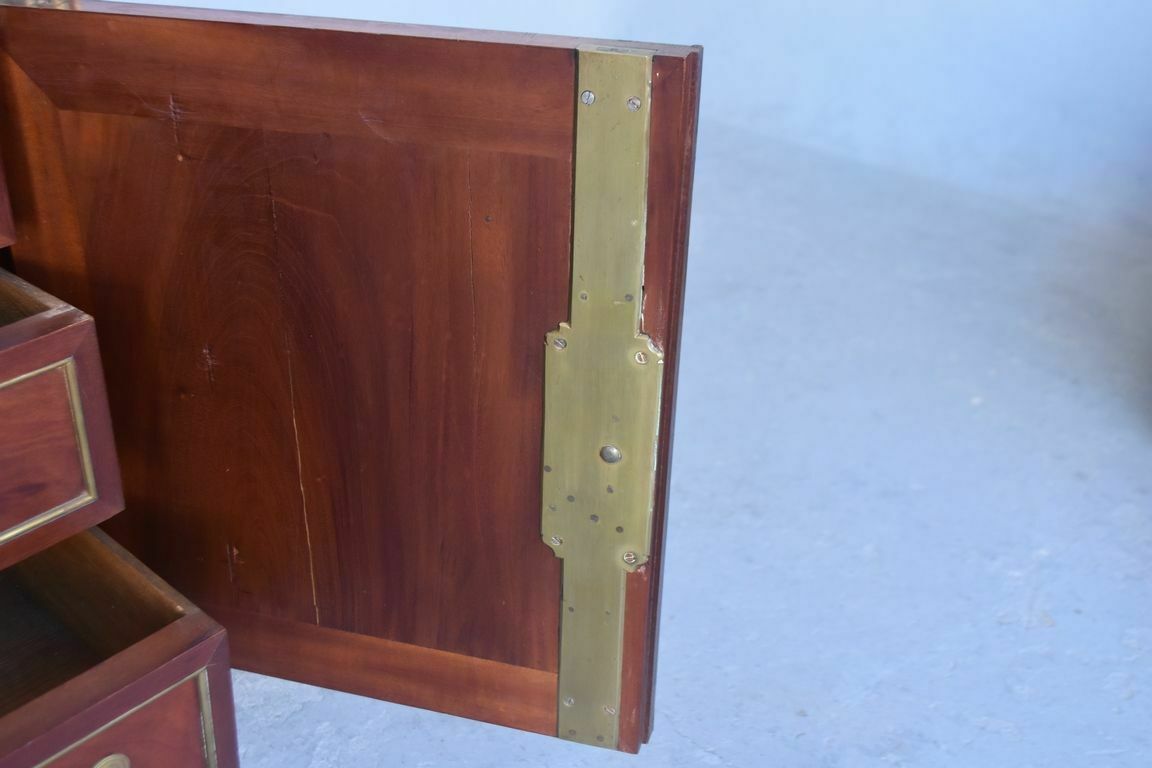 photo vinterior Door Secretary In Flamed Mahogany 18th Clover Locks