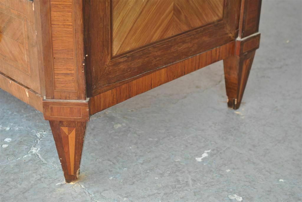 photo furniture 18th Louis XVI Period Inlaid Chest Of Drawers