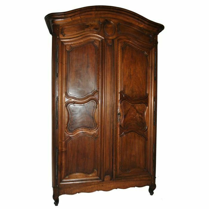 18th Century Castle Wardrobe Walnut