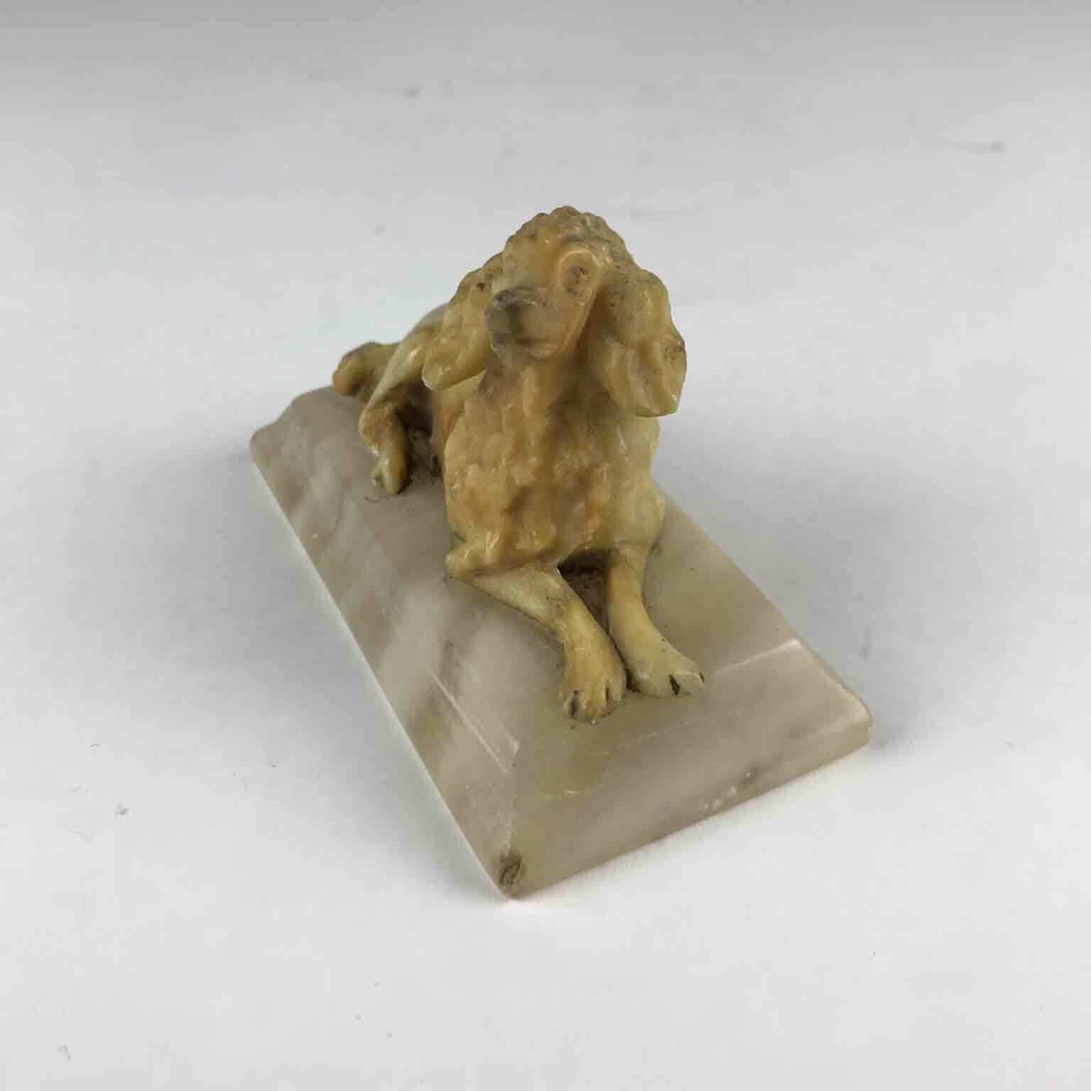 photo furniture Breton Epagneul Sculpture In Carved Alabaster