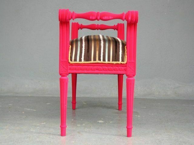 St Louis XV Flocked Decorative Fuschia Bench photo vinterior