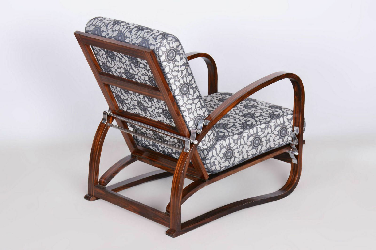 3600.0 Reclining Art Deco Armchair, Made By Jindřich Halabala, Up Závody, Czech, 1920s photo