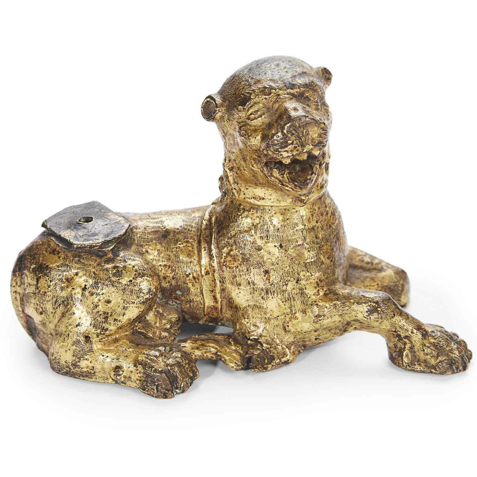 photo buy Pair Of Stylophorous Lions In Gilded Bronze Nuremberg 1500