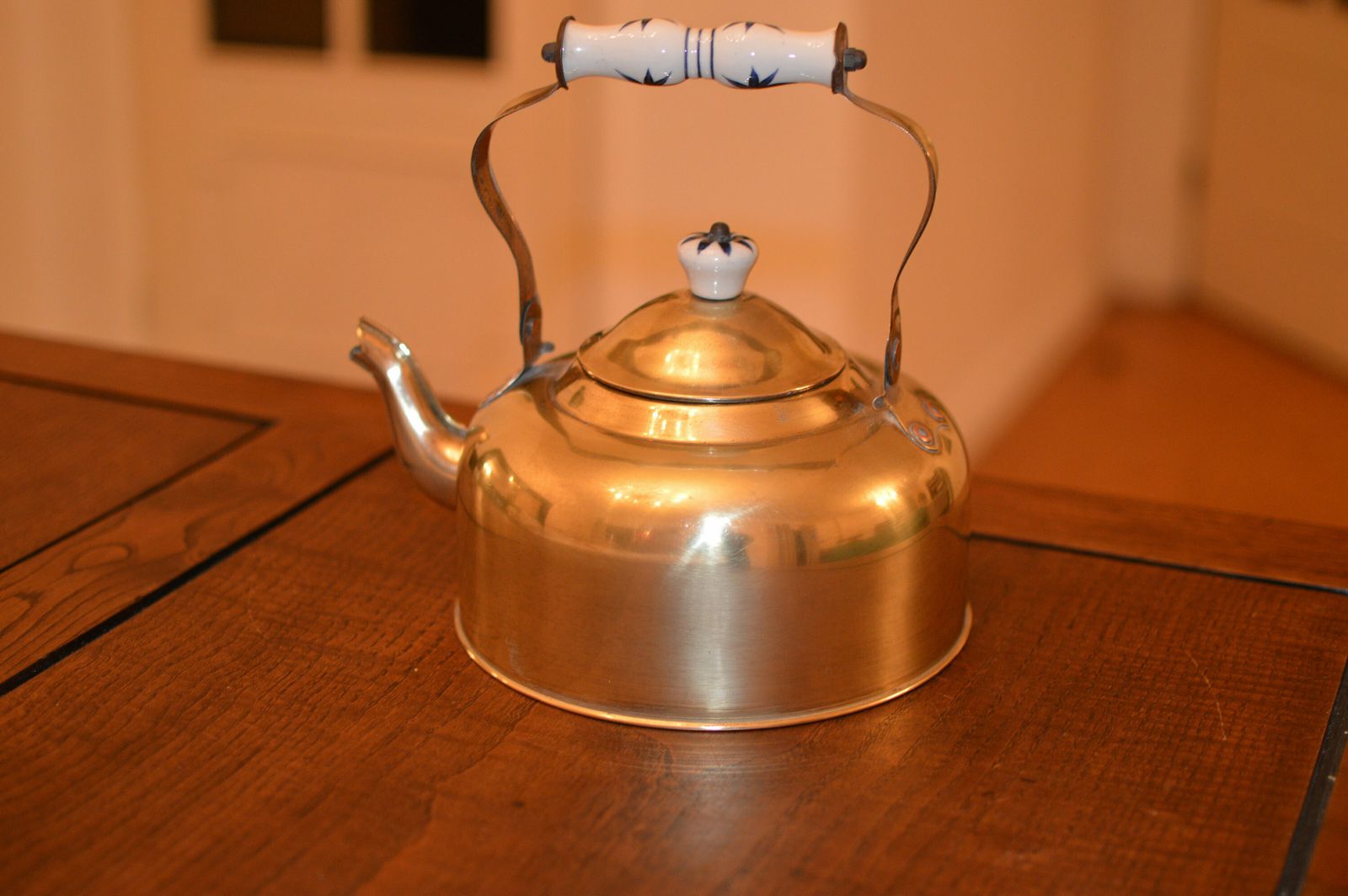 Antique Hammered Copper Tea Kettle,. Nwve Used...