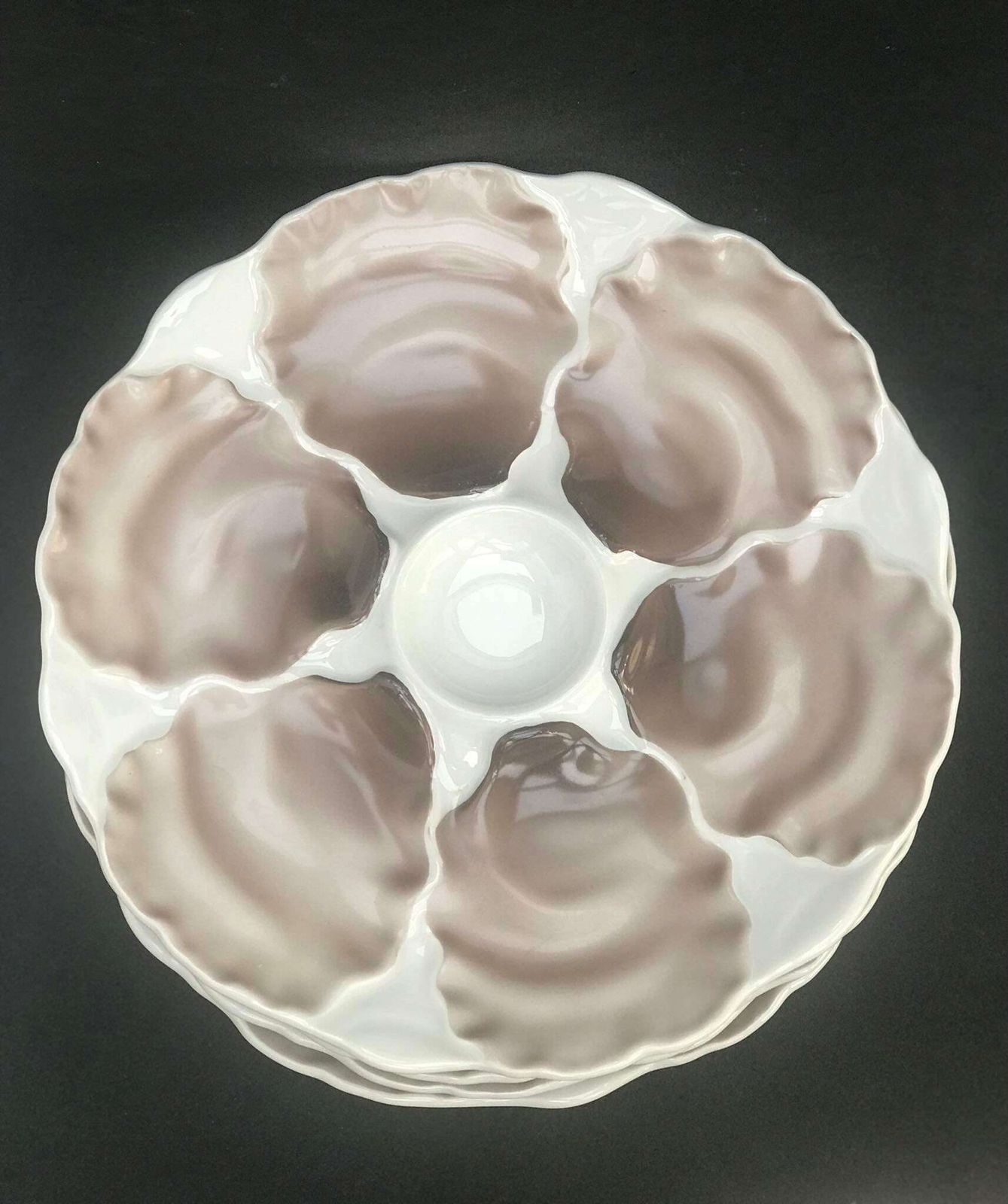 Oesterschaal – Majolica, Wit En Bruin | Vintage Duits | Verzamelstuk photo vintage