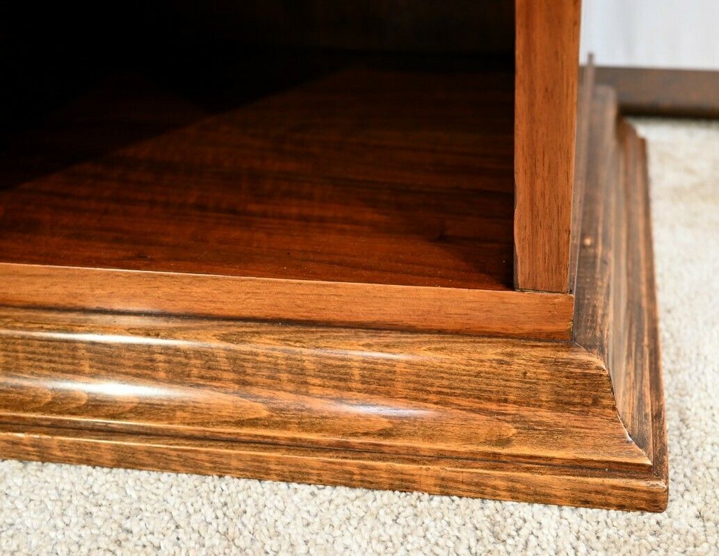 photo vintage Small Walnut Bedside Table, Art Deco – 1920