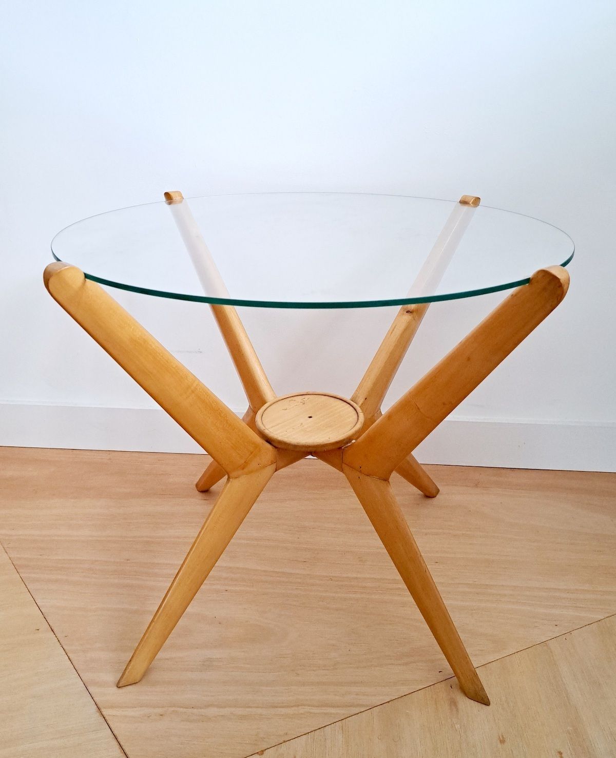 Calo Di Carli Circular Coffee Table With Glass Top, 1950, Italy