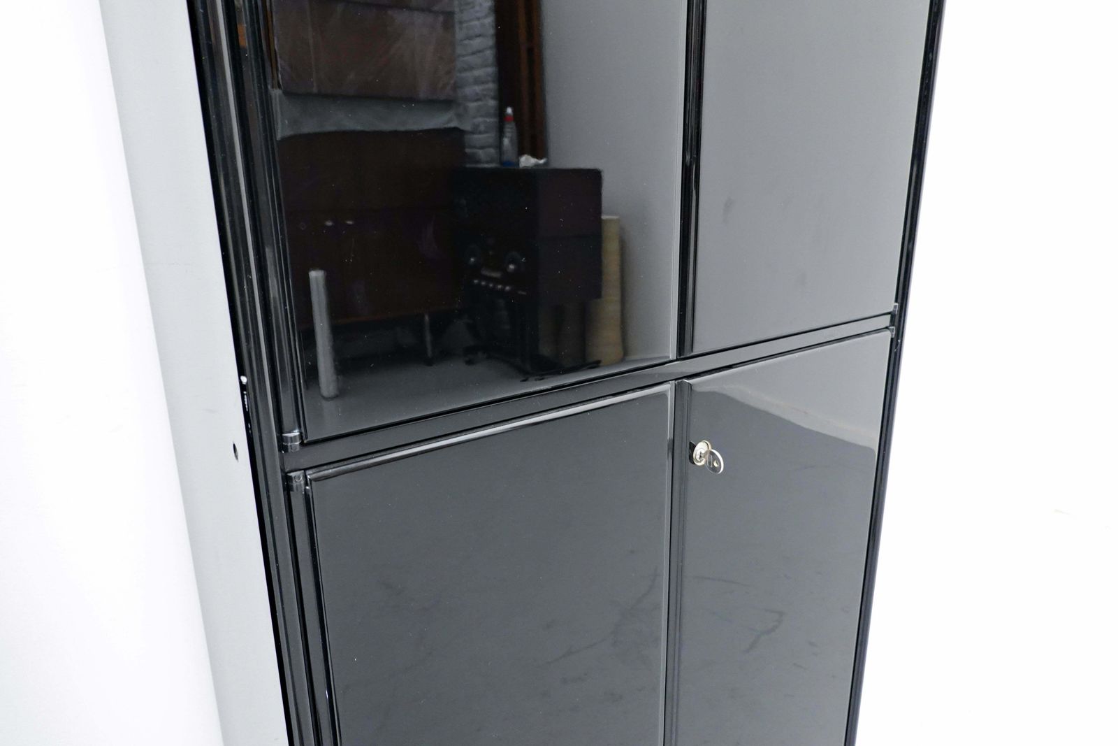 Italian "Olinto" Bookcase By Kazuhide Takahama, B&B, Mid Century Modern, 1960s photo vinterior