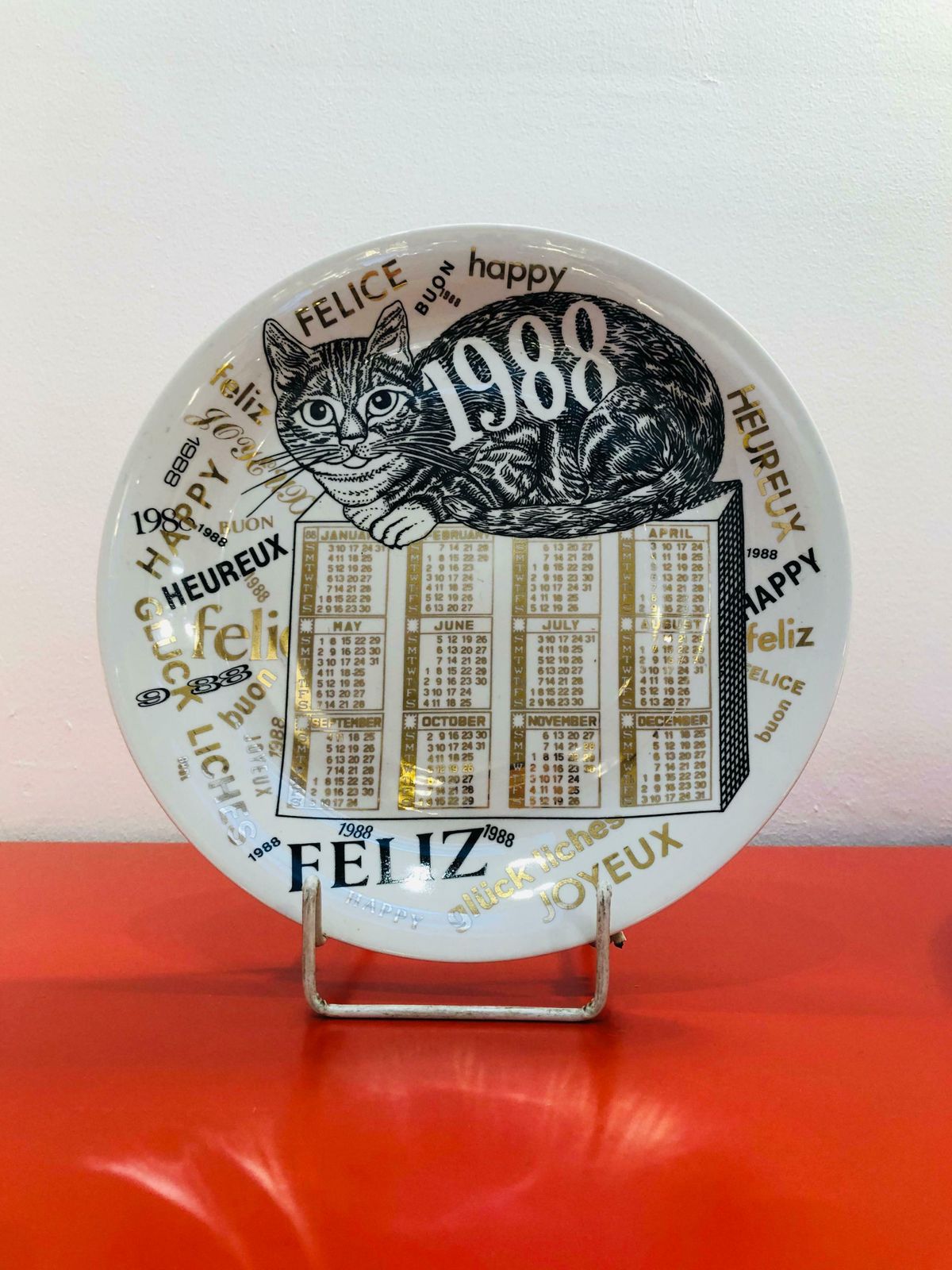Piero Fornasetti Calendar Porcelain Plate For The Year 1988 photo 552.0