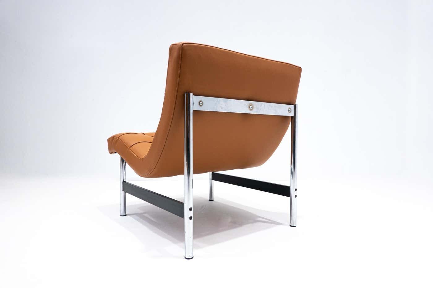photo furniture Mid Century Modern Pair Of Italian Armchairs, Cognac Leather, 1970s