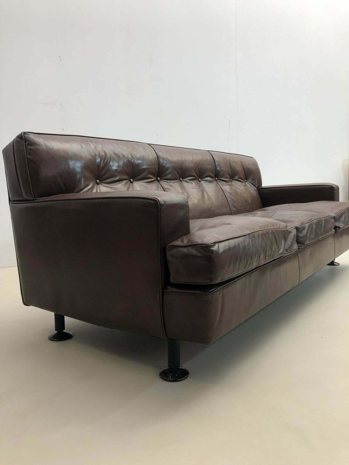 Mid Century Brown Leather Square Sofa By Marco Zanuso For Arflex, 1960s photo vinterior