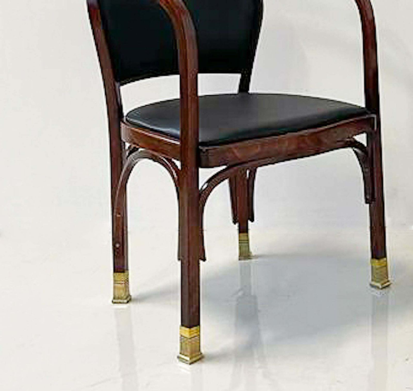 Pair Of N° 715 Gustav Siegel Armchairs For Kohn, Austria, 1900s photo furniture