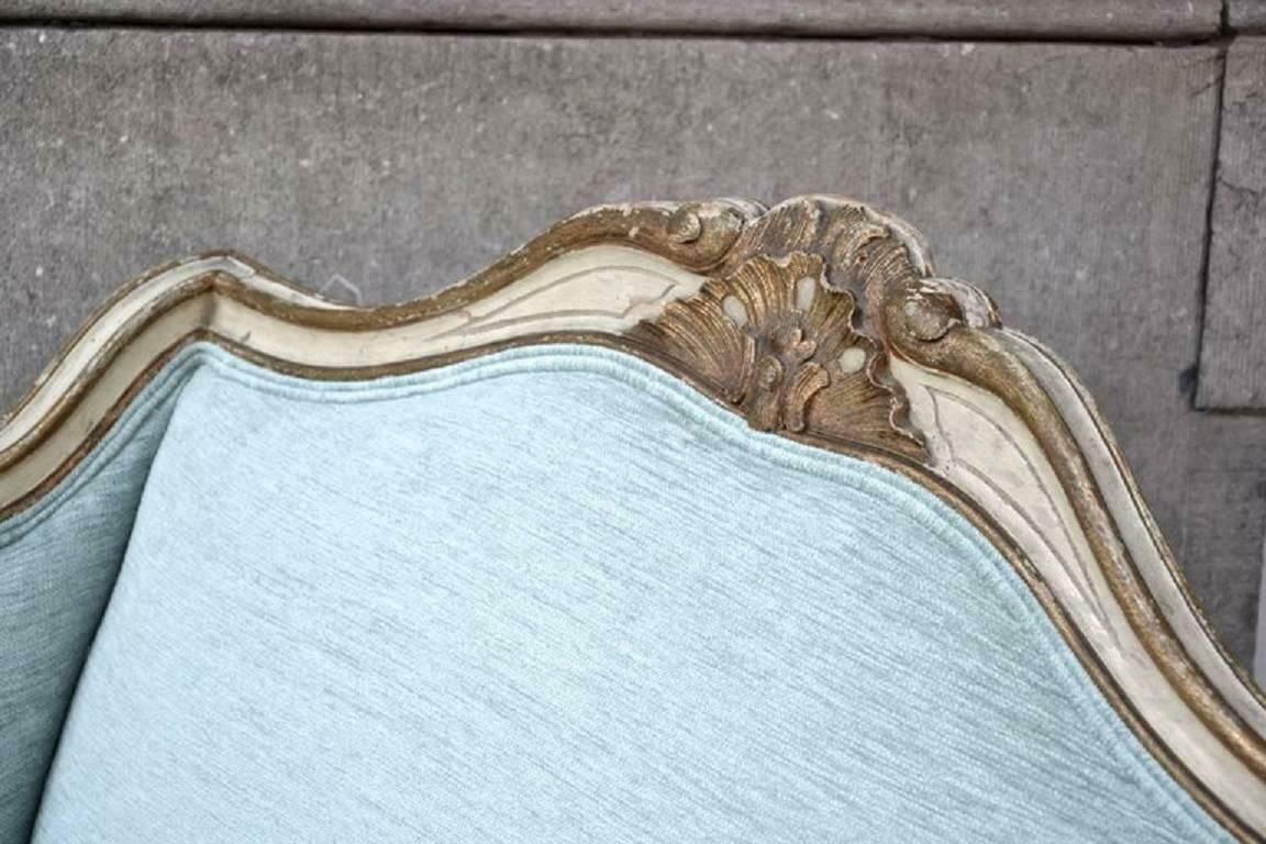 Elegant 18th Century Tuscan Rococo Daybed, Newly Upholstered photo vintage
