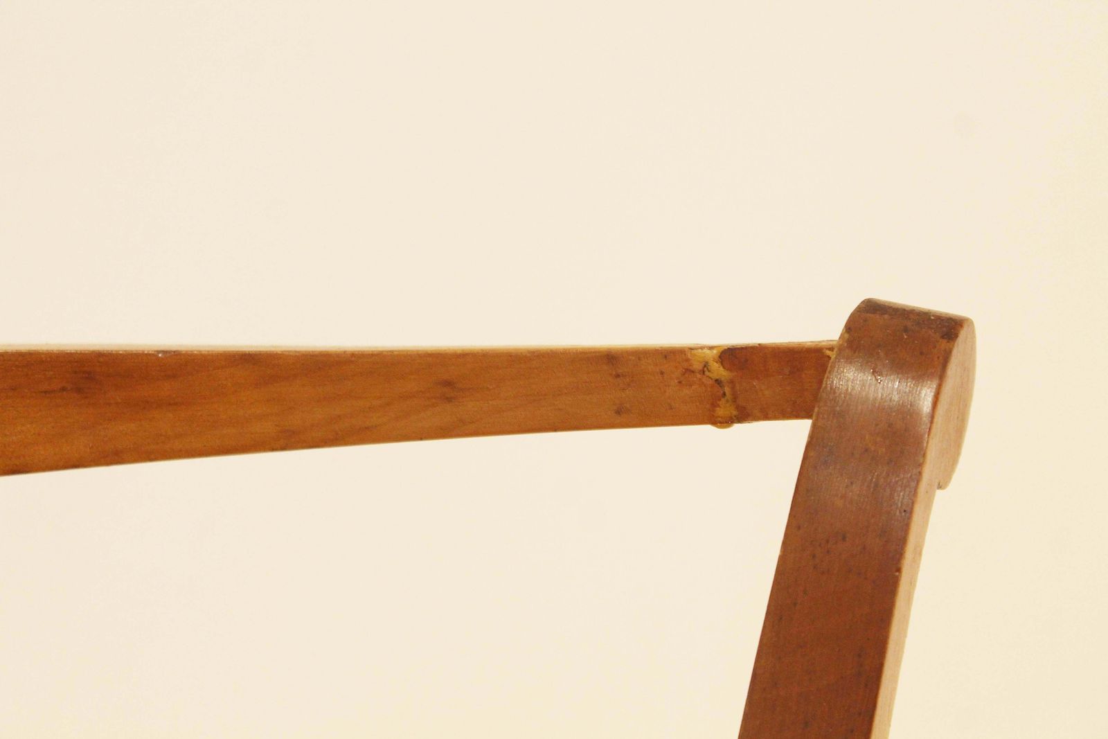 photo furniture Pair Of Dining Chairs By Andre Arbus, France