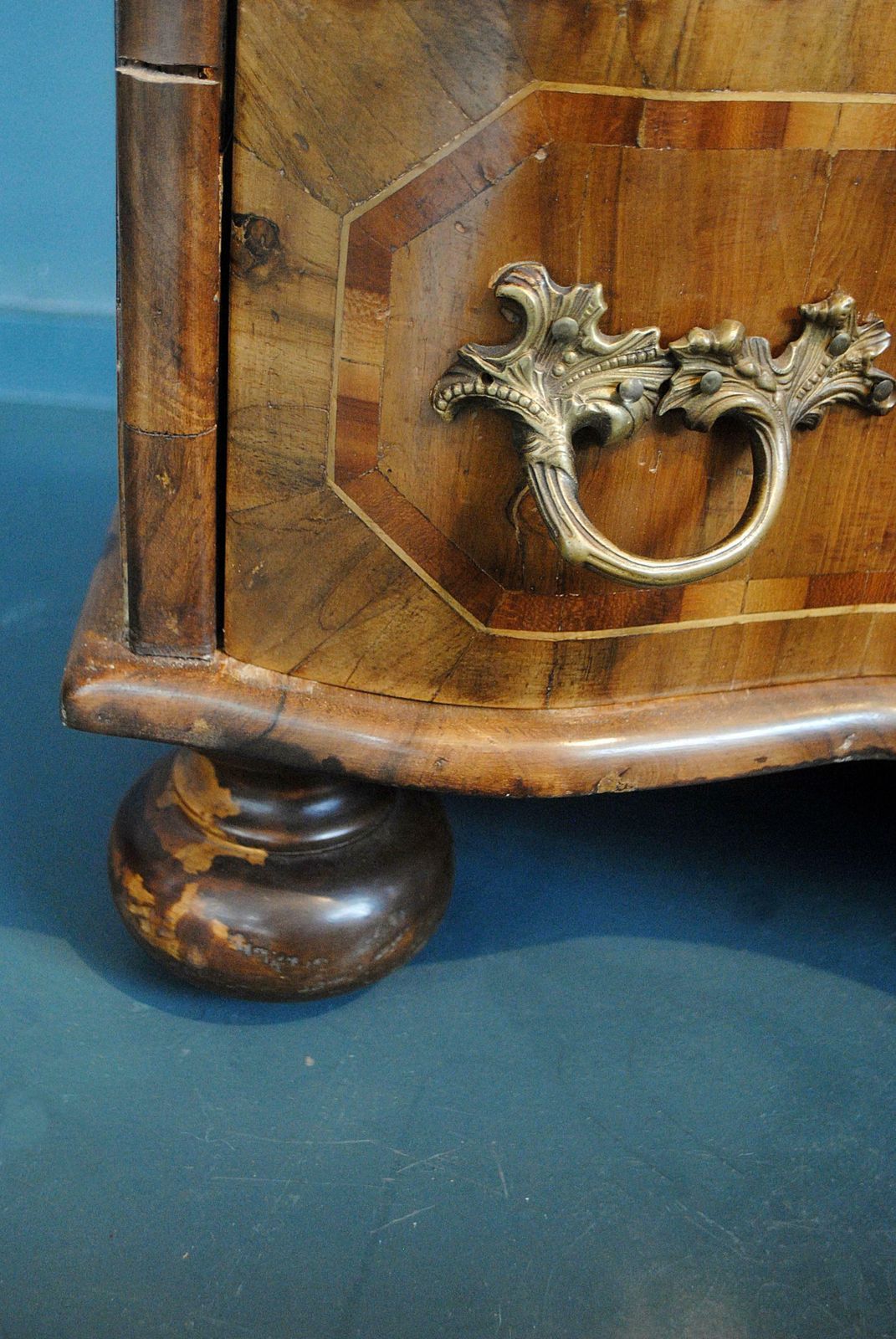 18th Century German Baroque Chest Of Drawers, Walnut photo vinterior