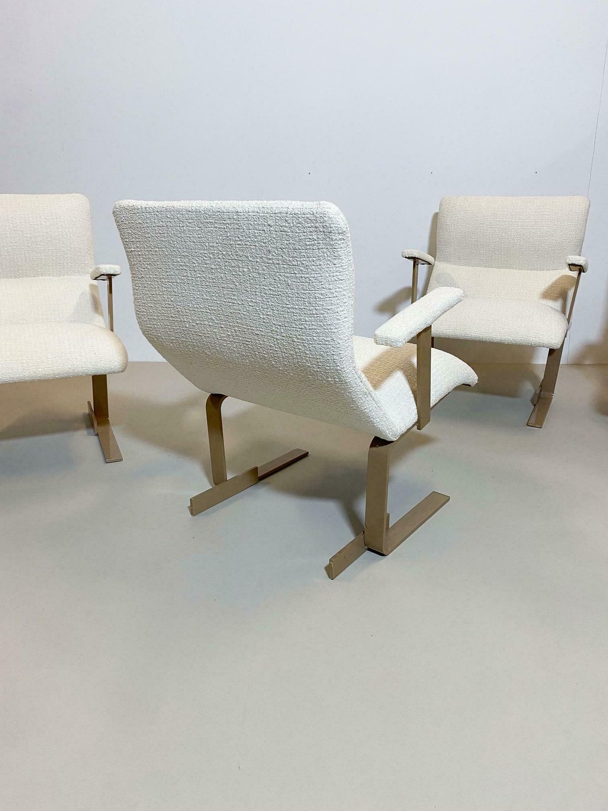 Mid Century Modern Pair Of Italian Armchairs, White Bouclette Fabric, 1970s photo vinterior