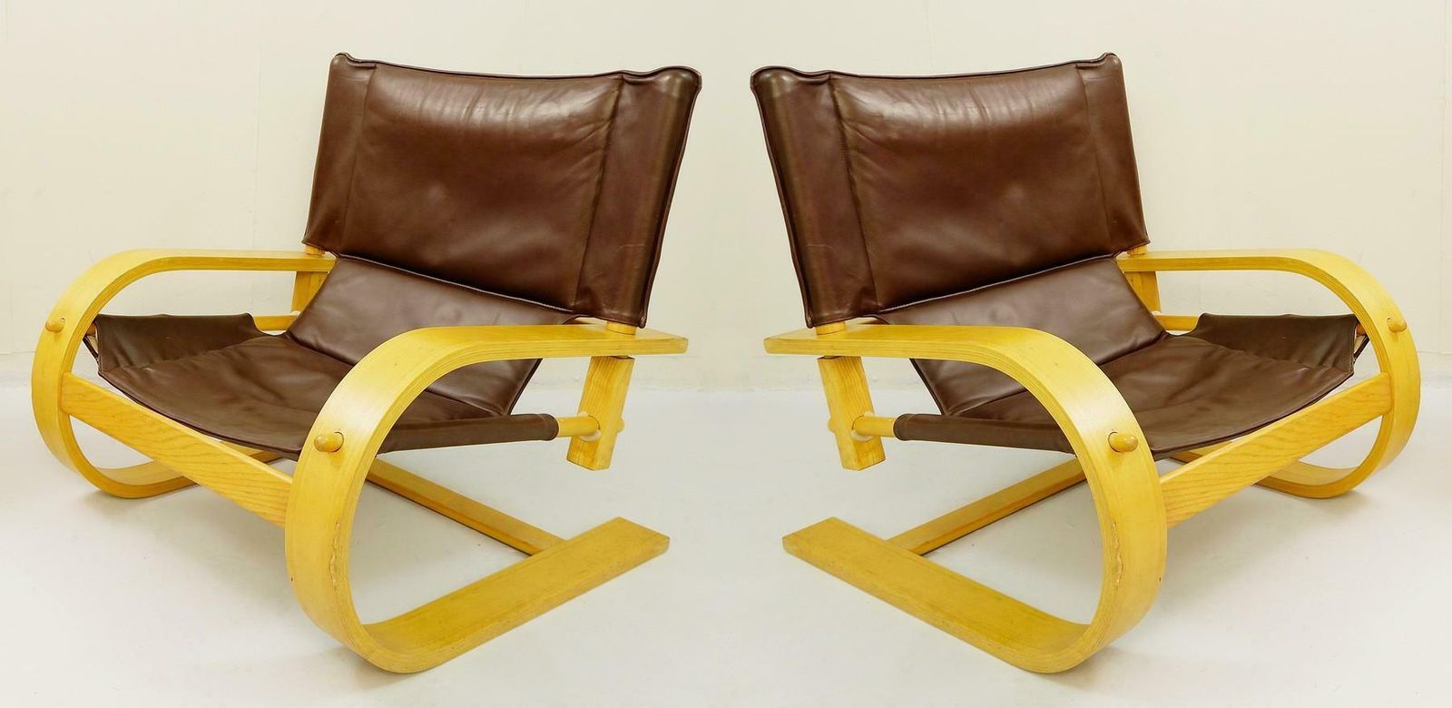Pair Of "Scacciapensieri" Chairs By De Pas, D''Urbino And Lomazzi For Poltronova photo furniture