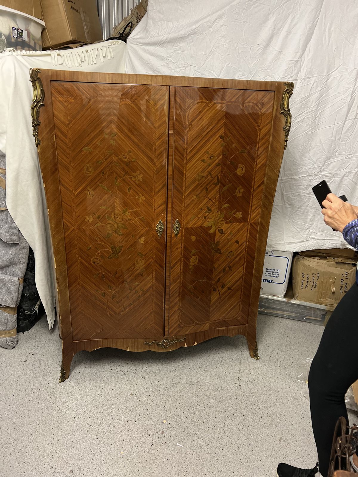 Louis XV Style Marquetry Armoire, Satin Lace Crosshatchbanding Veneer, Marble Top, 2 Doors, Roses Inlay. photo vinterior