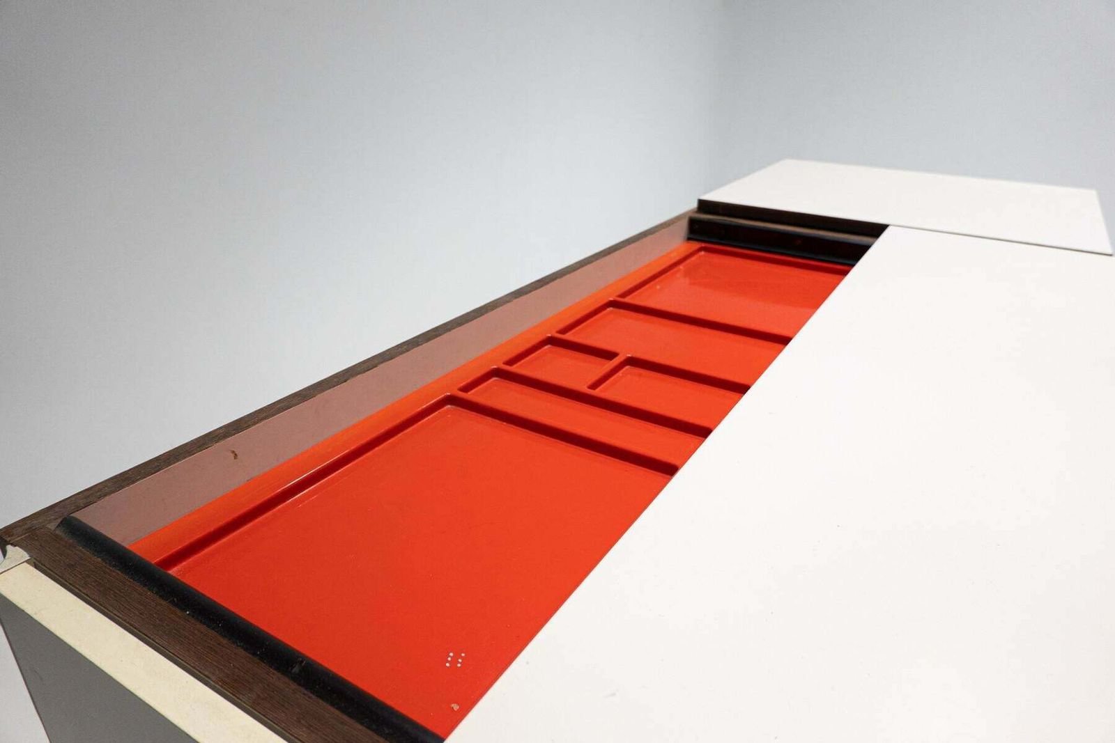 Mid Century Modern Desk With Sliding Top By Raymond Loewy, 1960s photo vintage