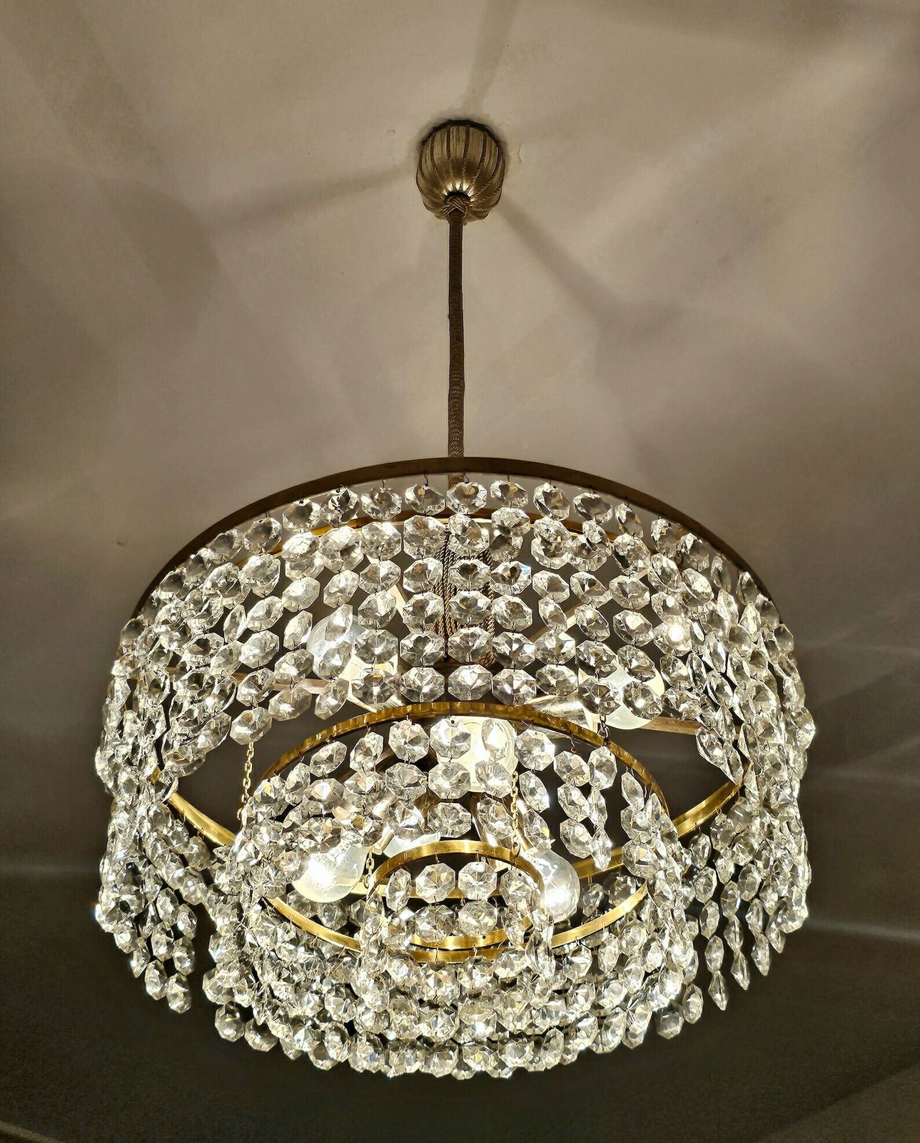 photo furniture Very Rare Luxurious Mid Century Modern Chandelier By Bakalowits // Gold Plated Brass And Crystal Chandelier // Made In Austria In 1960s